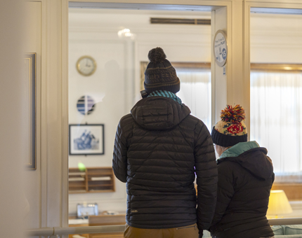 Visitors viewing the State Apartments.