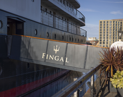 The entrance to Fingal Hotel. 